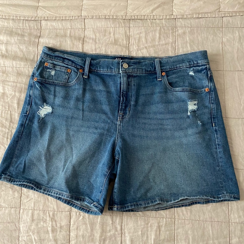 Women’s Gap Denim Shorts 34/18